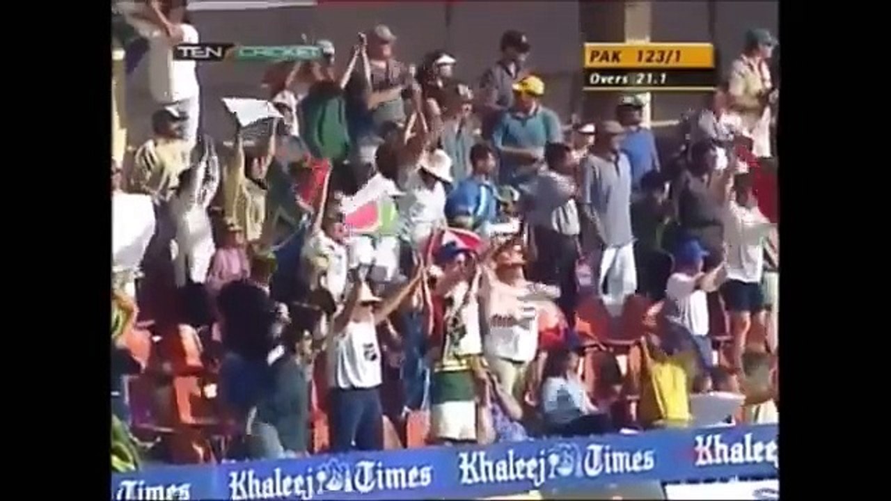 Best Cricket Catches In Cricket History - Updated 2016 - Best Flying Catches