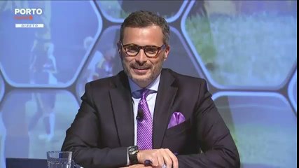 «Mais depressa se apanha um mentiroso que um gord.... coxo!»