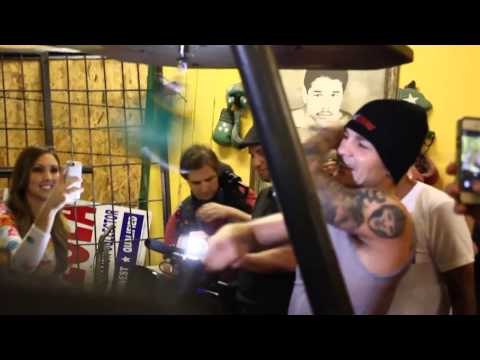 bryan vera working on uppercuts for julio cesar chavez jr rematch EsNews Boxing