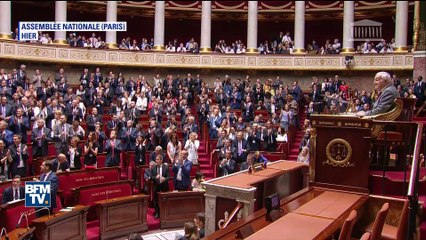 Sans cravate, pas d'applaudissements… comment Mélenchon et Ruffin cassent les codes à l'Assemblée