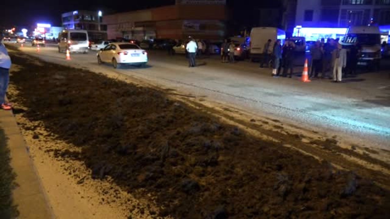 CHP'lilerin Önüne Hayvan Gübresi Dökenlere 3 Bin TL Para Cezası Verildi