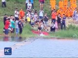 Shaolin monk runs atop water for 125 meters, sets new record