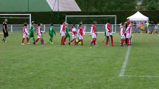 Entrée des joueurs Finale U13 Tournoi Envermeu (le 24/06/2017)