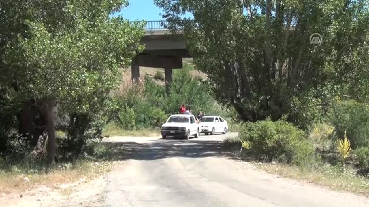 Rafting Botlarıyla Sünnet Konvoyu Yaptılar