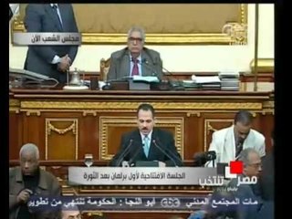 نواب الشعب يوءدون القسم وأزمة بسبب النائب ممدوح أسماعيل