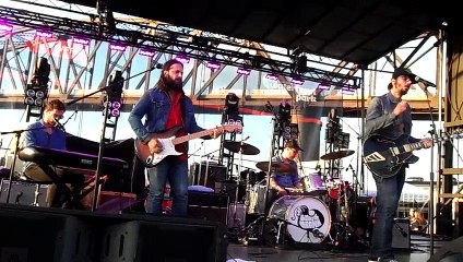 Hollis Brown - "John Wayne" Live at WFPK Waterfront Wednesday