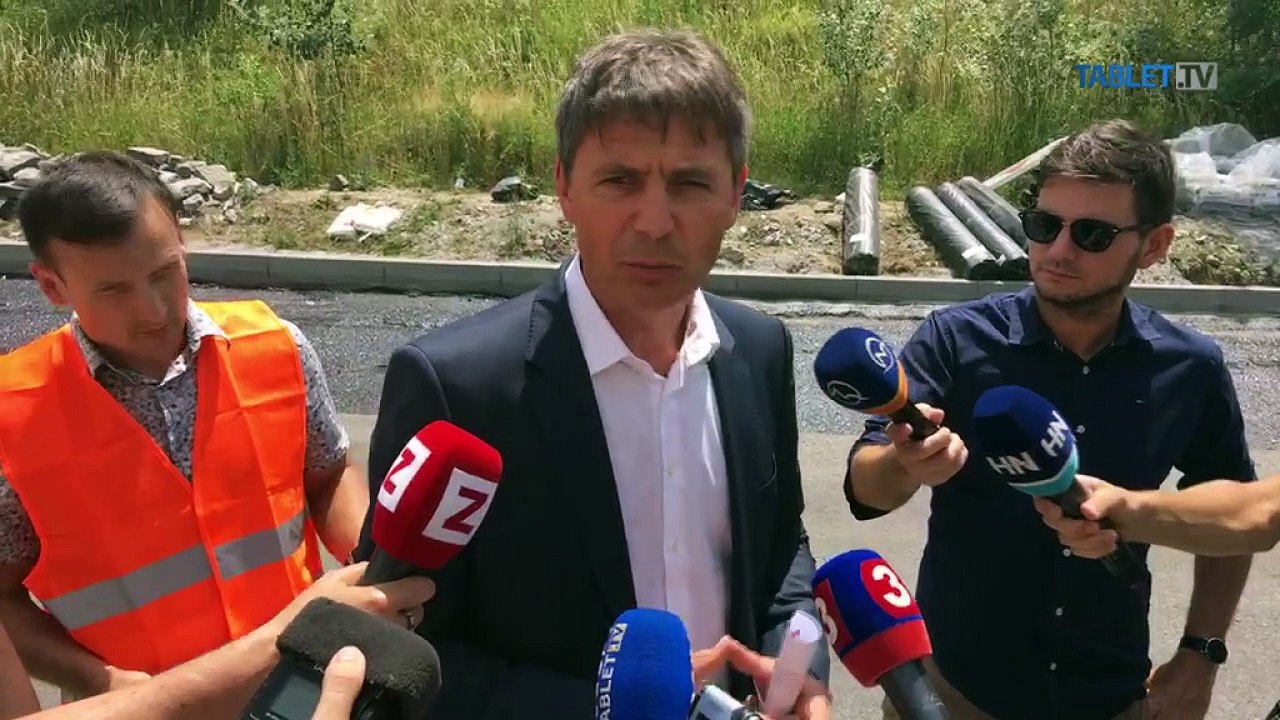 ZÁZNAM: Primátor Bratislavy I. Nesrovnal o plánovaných opravách komunikácií