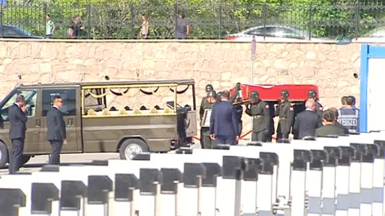 Ankara Şehidini Uğurluyor
