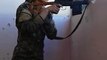 Une sniper kurde frôlée par une balle de Daesh