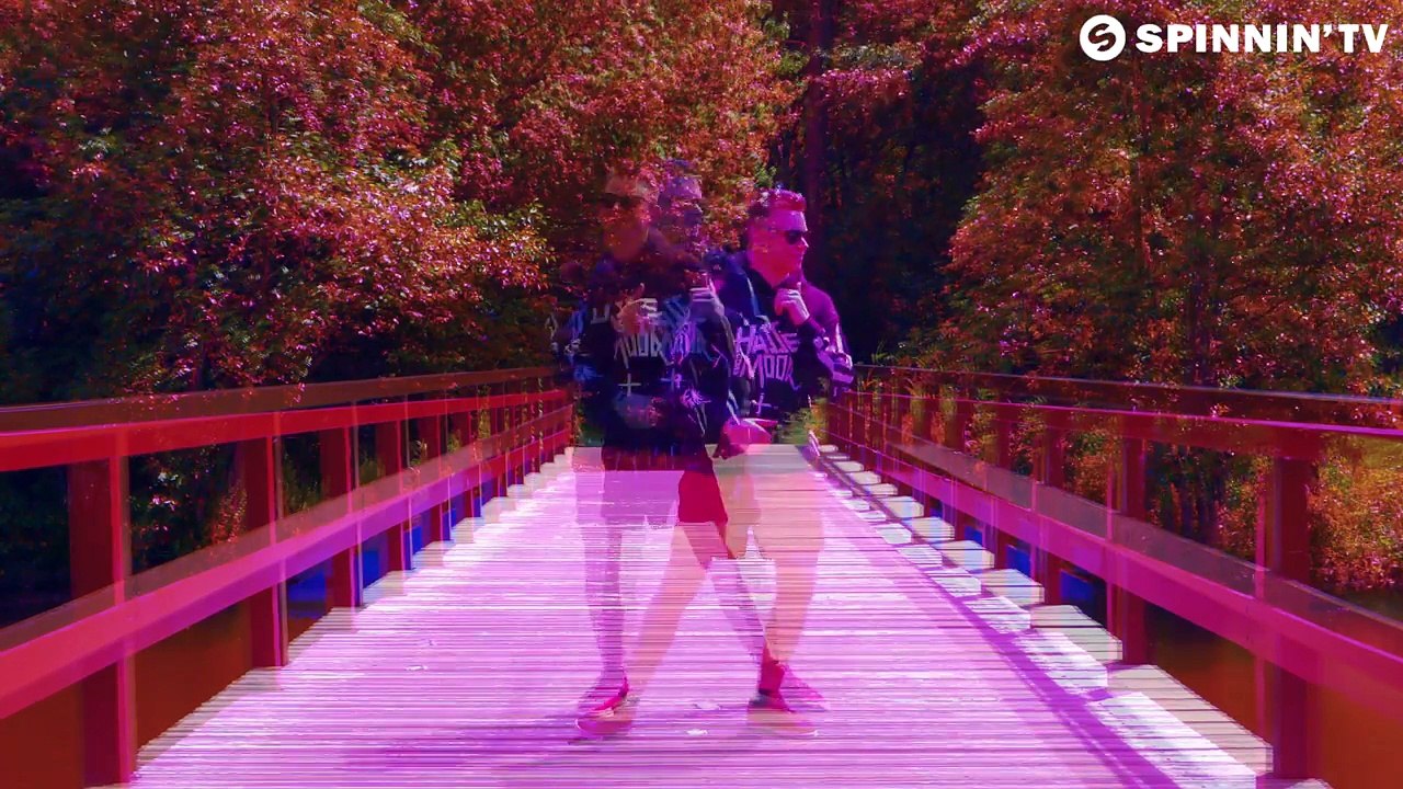 Hasse de Moor - Money N Hoes (Official Music Video)