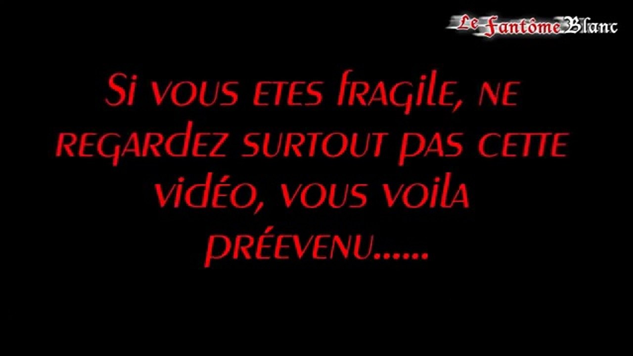 Un Fantôme ATTAQUE un garçon 2017