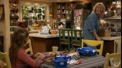 Reba - s2 e5 - It's Jake's Party, Cry If You Want To