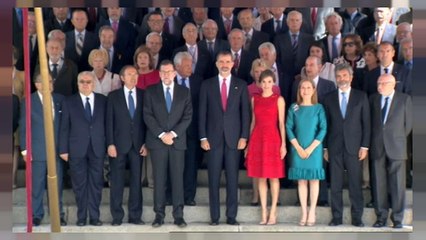 Felipe VI frente las fracturas españolas 40 años después del 15-J