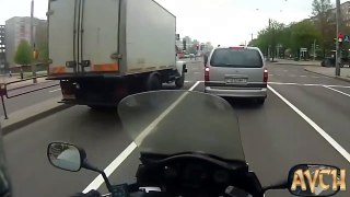 Idiot drivers causing SCARY Crashes 2016-wo