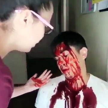 Sevgilisine Çok Fena Şaka Yaptı :)