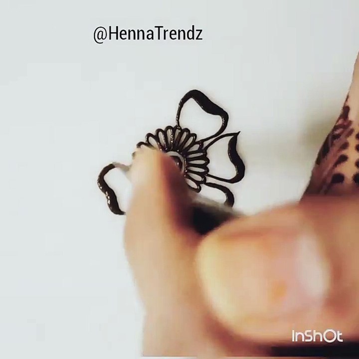 Beautiful mehndi design ideas 7