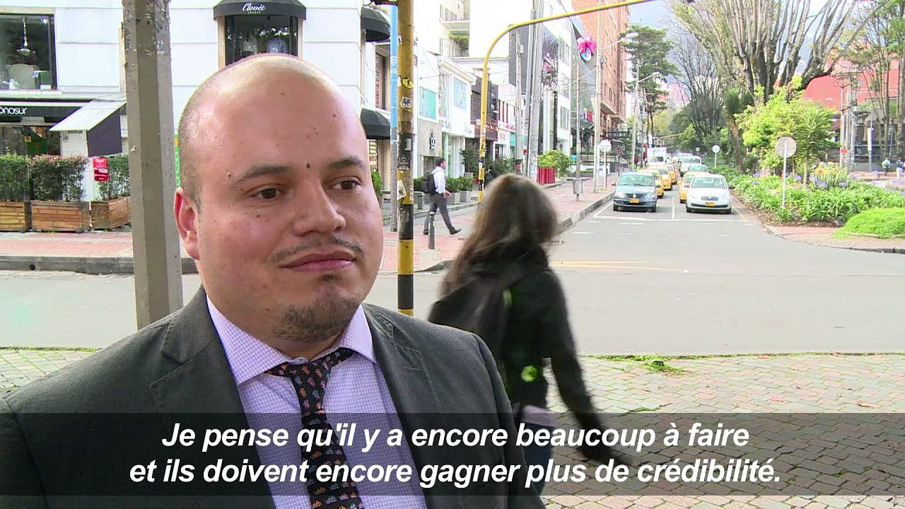 Les Colombiens divisés par le désarmement total des FARC