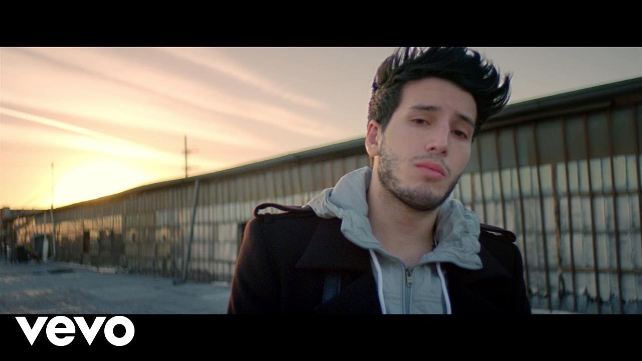 Sebastian Yatra - Devuélveme El Corazón (HD)