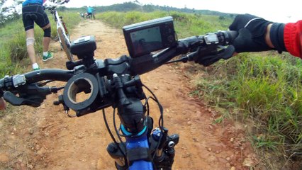 GoPro, Hero 2, filmagens, trilhas, XCO, Parque vale do Itaim, Taubaté,  ângulo de 170 graus, nas descidas single track, rock garden, escada de madeira