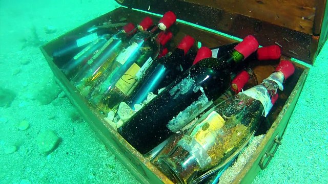 Growers look to age wines gracefully underwater