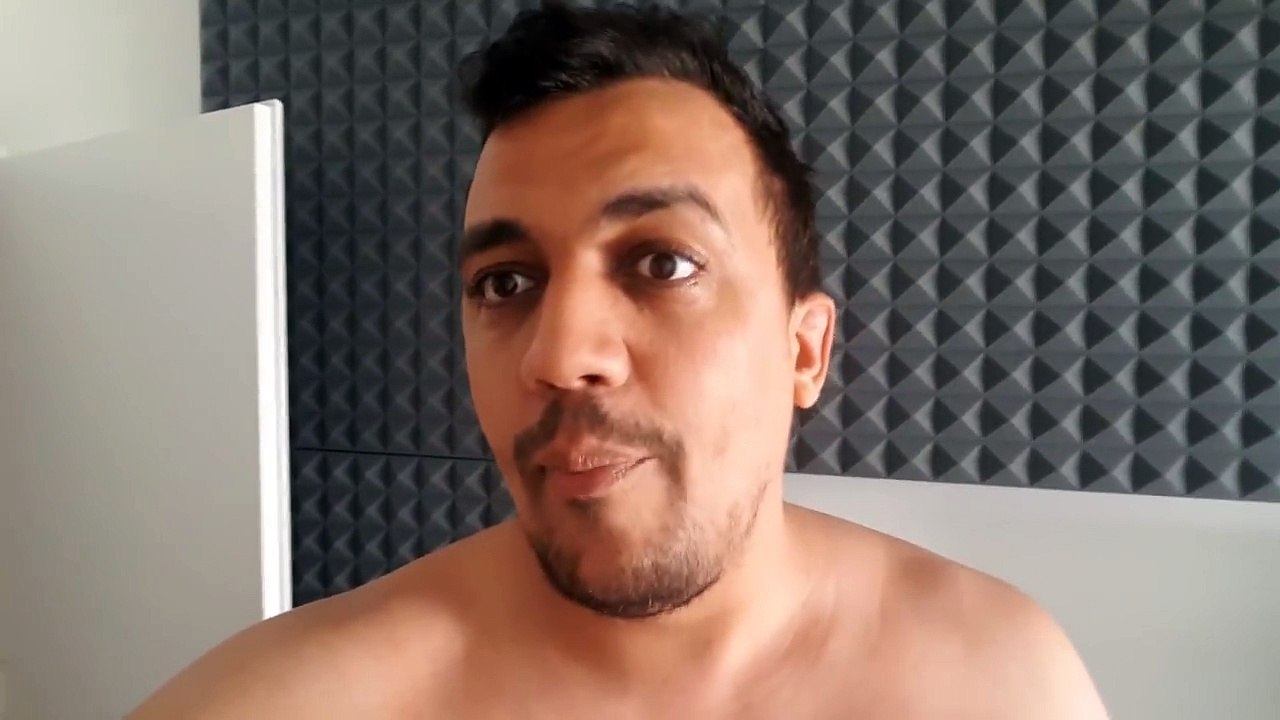 KENNY RATE SONT RAMADAN JE LE SURPREND SOUS LEAU AVEC DES POISSONS