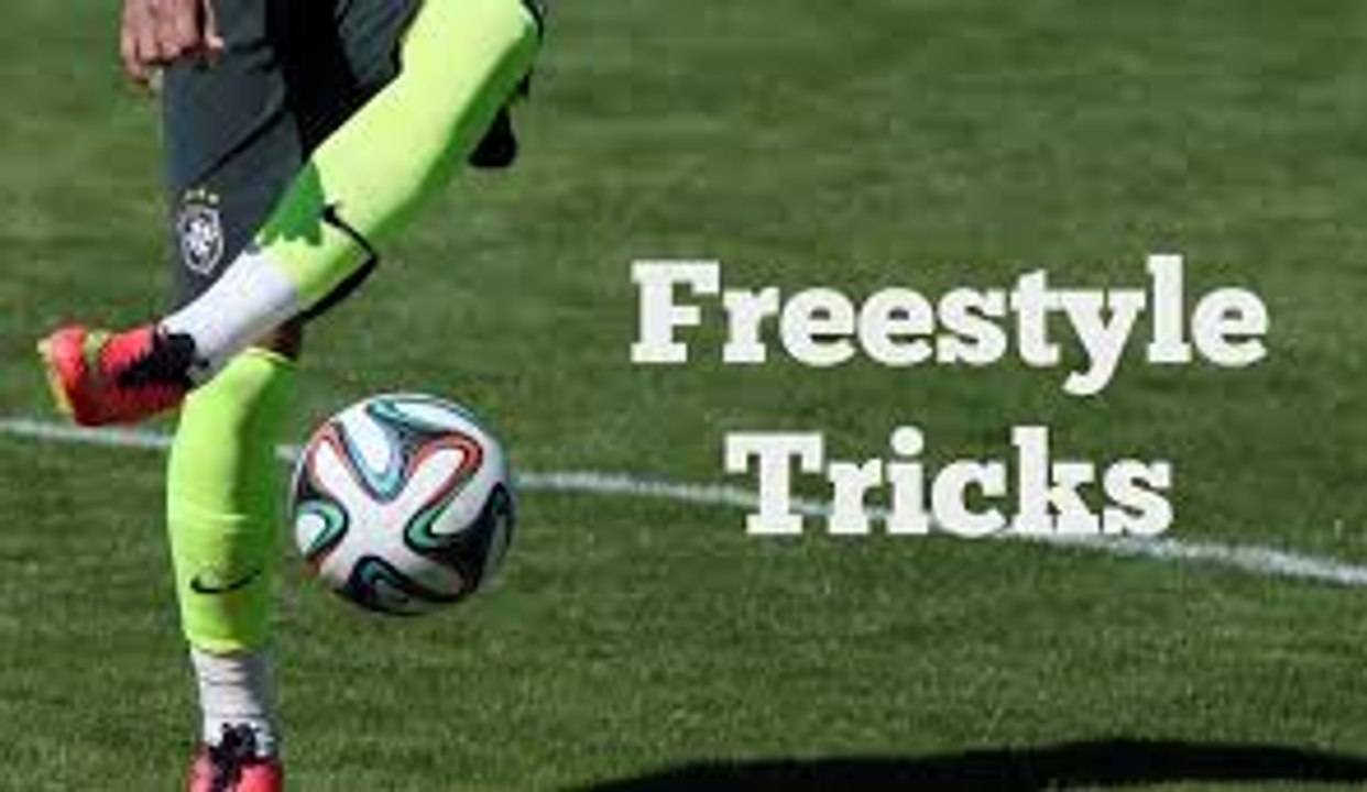 LEARN FREESTYLE FOOTBALL TRICKS IN HD 2017!!MUST WATCH