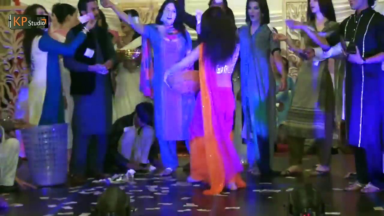 BRAND NEW PAKISTANI PRIVATE WEDDING PARTY MUJRA