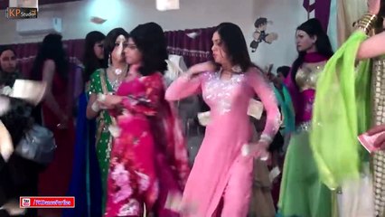KOMAL PERFORMING MEDLEY DANCE @ WEDDING PARTY 2017