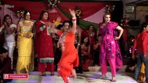 SHAZIA CHAUDHARY PUNJABI MUJRA @ WEDDING PARTY 2017