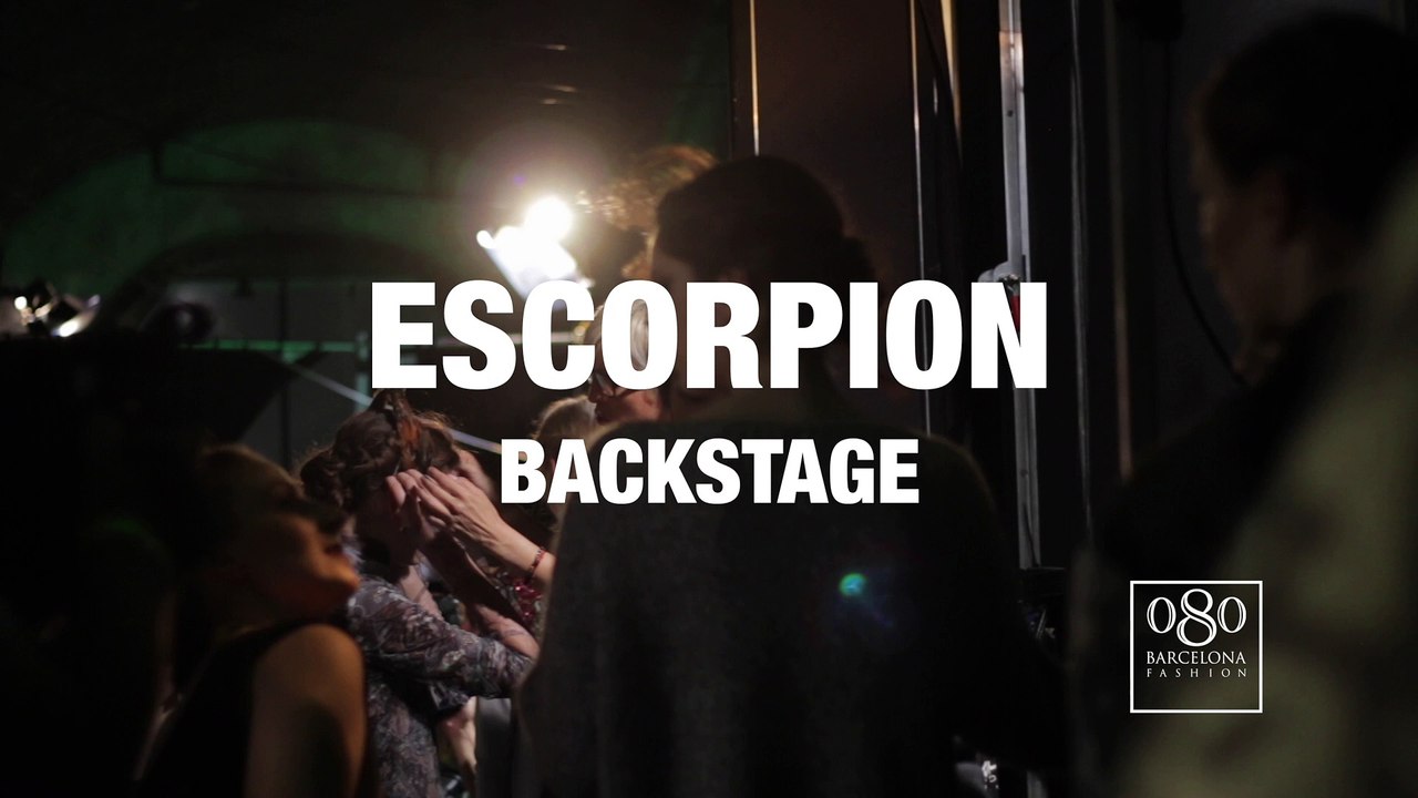 BACKSTAGE ESCORPION