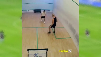 Kafayla çalım atmak