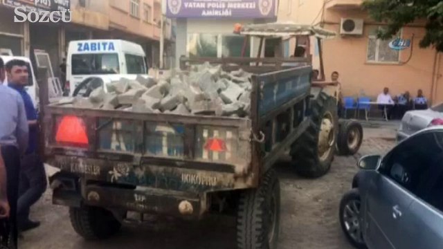 Hırsızlar bunu da yaptı, parke taşlarını çaldı !