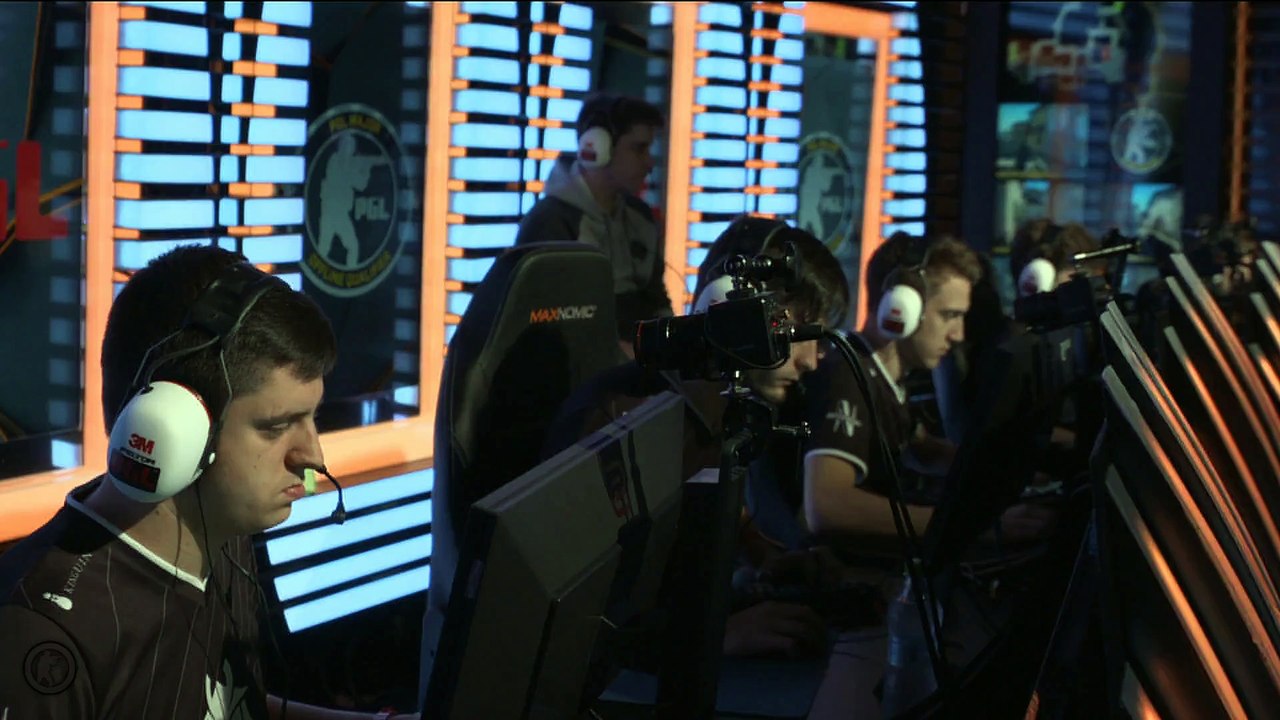 CSGO: PGL's setup for coaches at the Major Qualifier