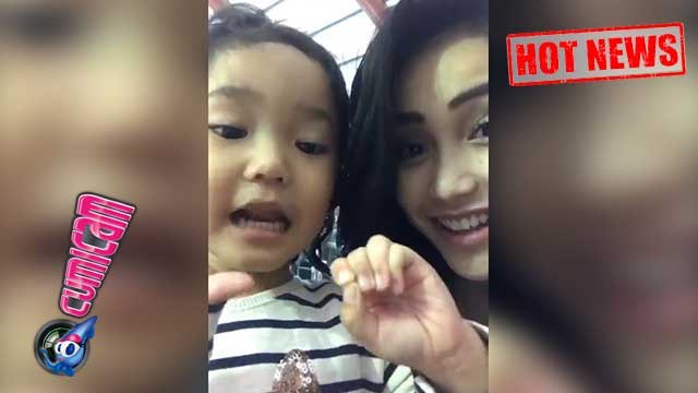 Hot News! Ayu Ting Ting dan Bilqis Libur Berdua Tanpa Orang Tua - Cumicam 29 Juni 2017