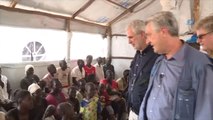 BM Mülteciler Yüksek Komiseri Grandi'den Uganda'da Mülteci Kampına Ziyaret