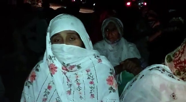 jal sa nakl kr mrdna chta ha