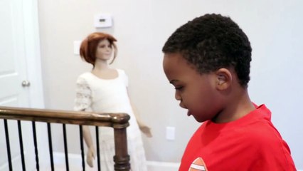 Bad Baby MANNEQUIN ATTACKS Shiloh And Shasha! - Creepy Wedding - Onyx Ki