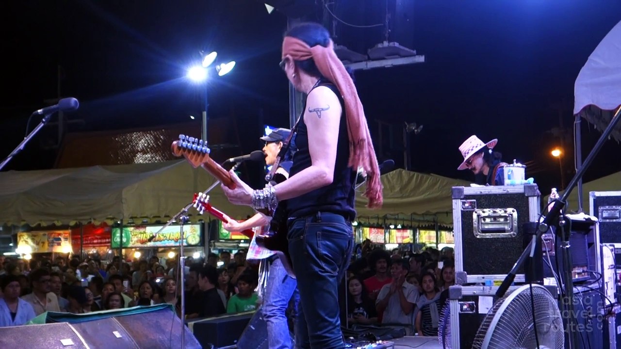 Carabao Live Concert in Hua Hin, Soi 88 Food Court คาราบาว