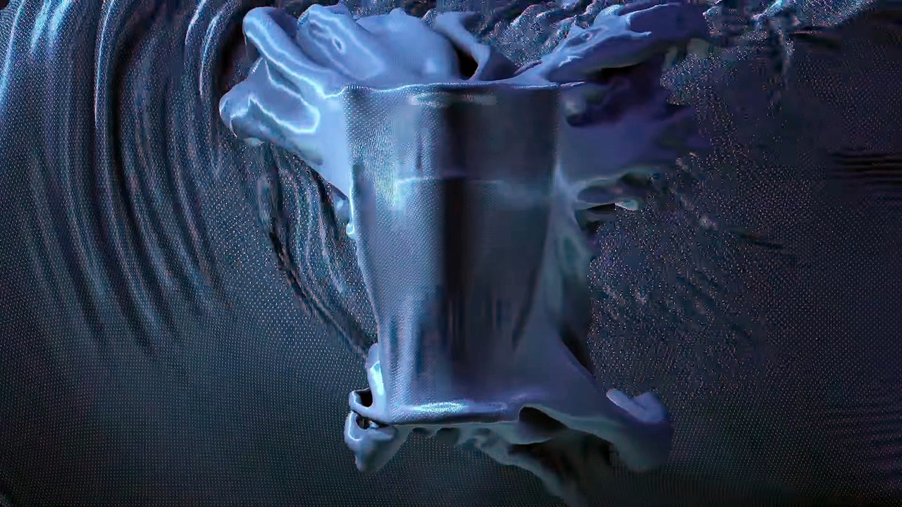 Un gros tirage de maillot pendant un match de foot