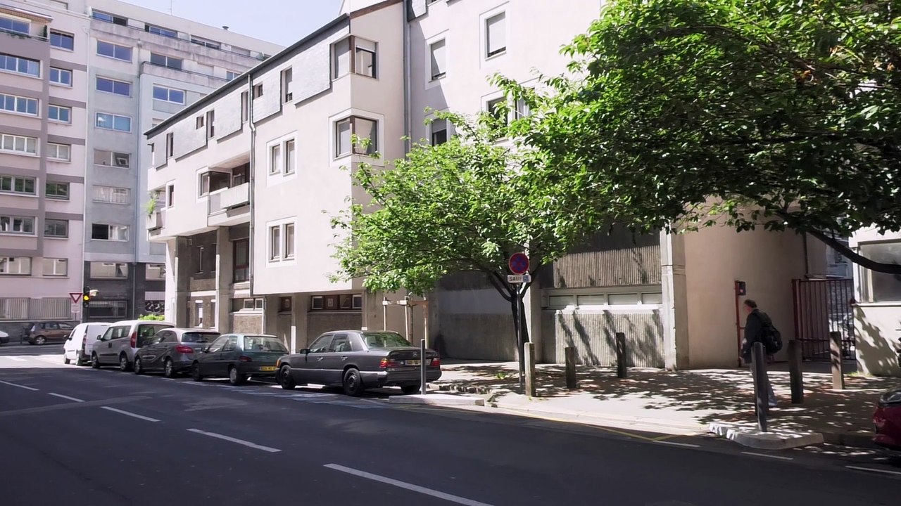 French Kiss - Les cris de Paris