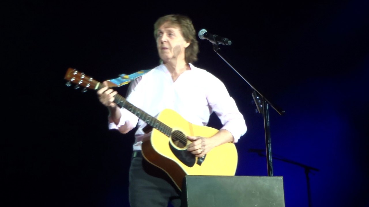 Paul McCartney "Blackbird / Here Today" Werchter Festival Belgium 30 June 2016