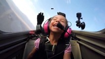 Ce papa pilote d'avion fait piloter l'avion à sa fille!