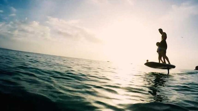 Des surfs électriques bientôt sur les plages ?