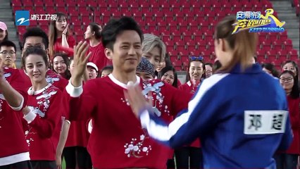 【花絮】 邓超超绅士与捷克友人交换名牌 两国友情升温 《奔跑吧》Keep Running EP.11 20170623 [ 浙江卫视官方HD ]