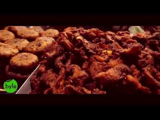 Bread Omelette,Kheema Pav,Fish Fry, haleem, Paya, Ramadan Nights at Charminar, Hyderabad