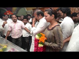 Celebs at actor Srihari funeral