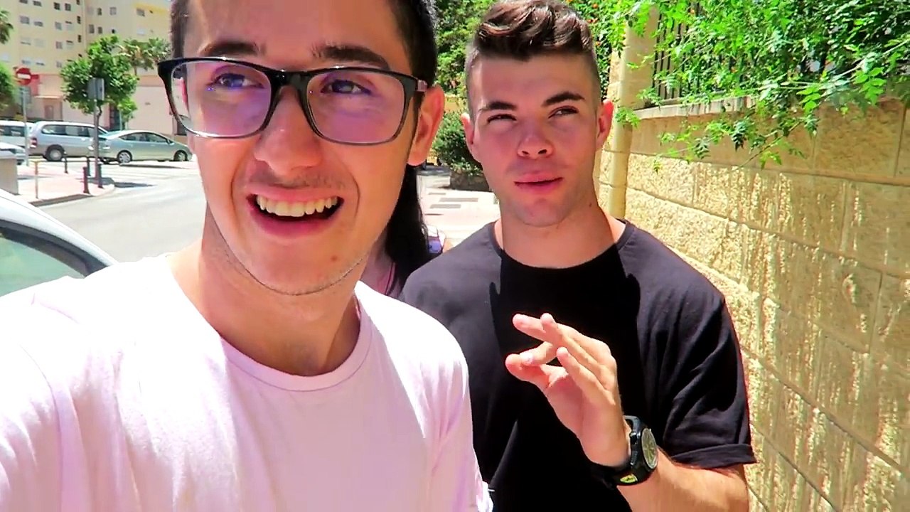 BROMA A MI AMIGO LE DOY VIAGRA POR SORPRESA Y SE EXCITA MUCHO!! LA VENGANZA a LOGAN! [Shoo