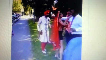 दुल्हन आधे कपड़ों में चली आई मंडप, देखकर लोगों का भड़का गुस्सा , Bribe Wearing short's NOT Lehenga