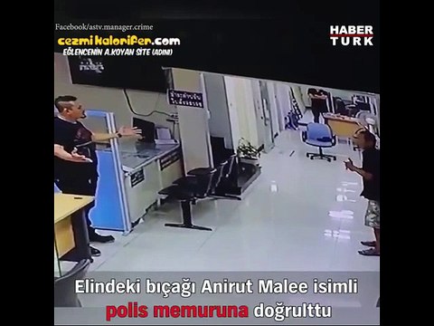 Fevri Davranmak Yerine Bıçaklı Saldırganı Sakinleştiren Polis