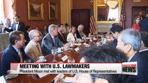 President Moon meets with U.S. lawmakers